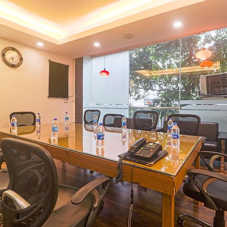 Hotel Sizzling Starr New Delhi Ngoại thất bức ảnh