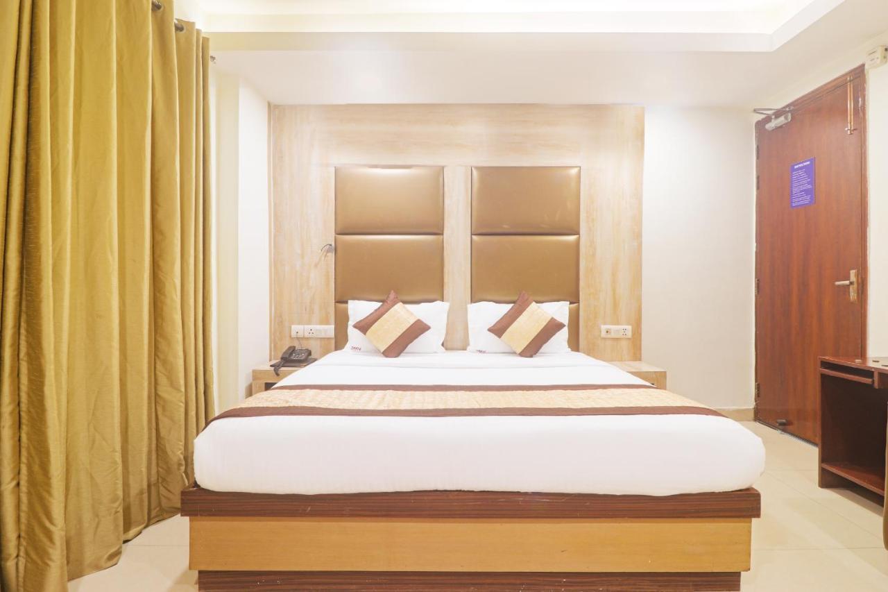 Hotel Sizzling Starr New Delhi Ngoại thất bức ảnh