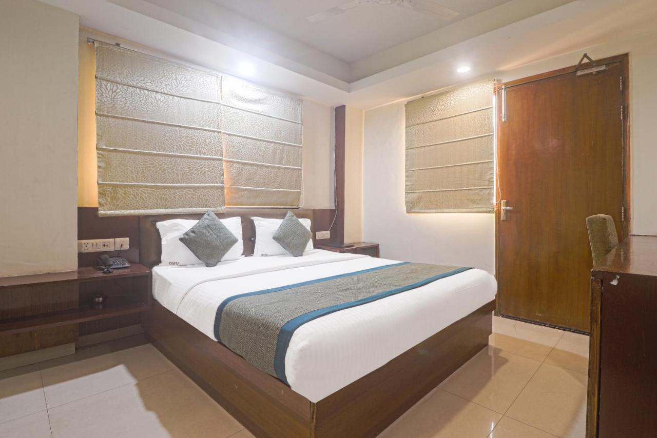 Hotel Sizzling Starr New Delhi Ngoại thất bức ảnh