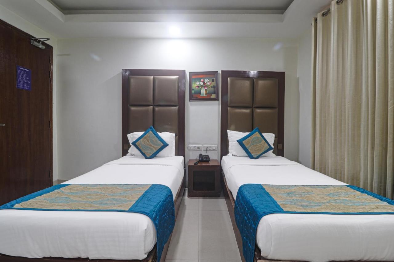 Hotel Sizzling Starr New Delhi Ngoại thất bức ảnh