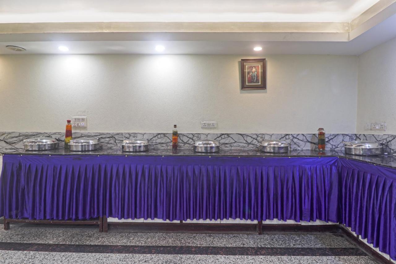 Hotel Sizzling Starr New Delhi Ngoại thất bức ảnh