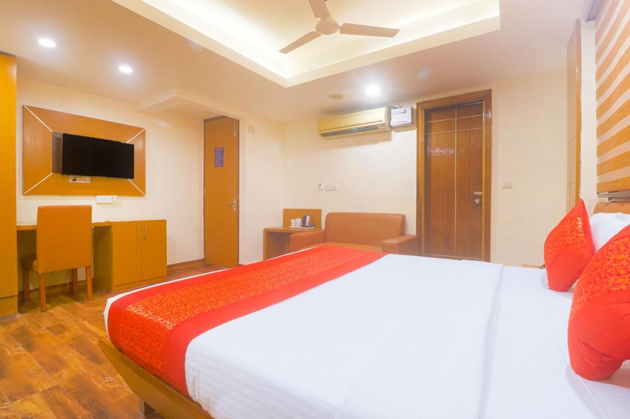 Hotel Sizzling Starr New Delhi Ngoại thất bức ảnh