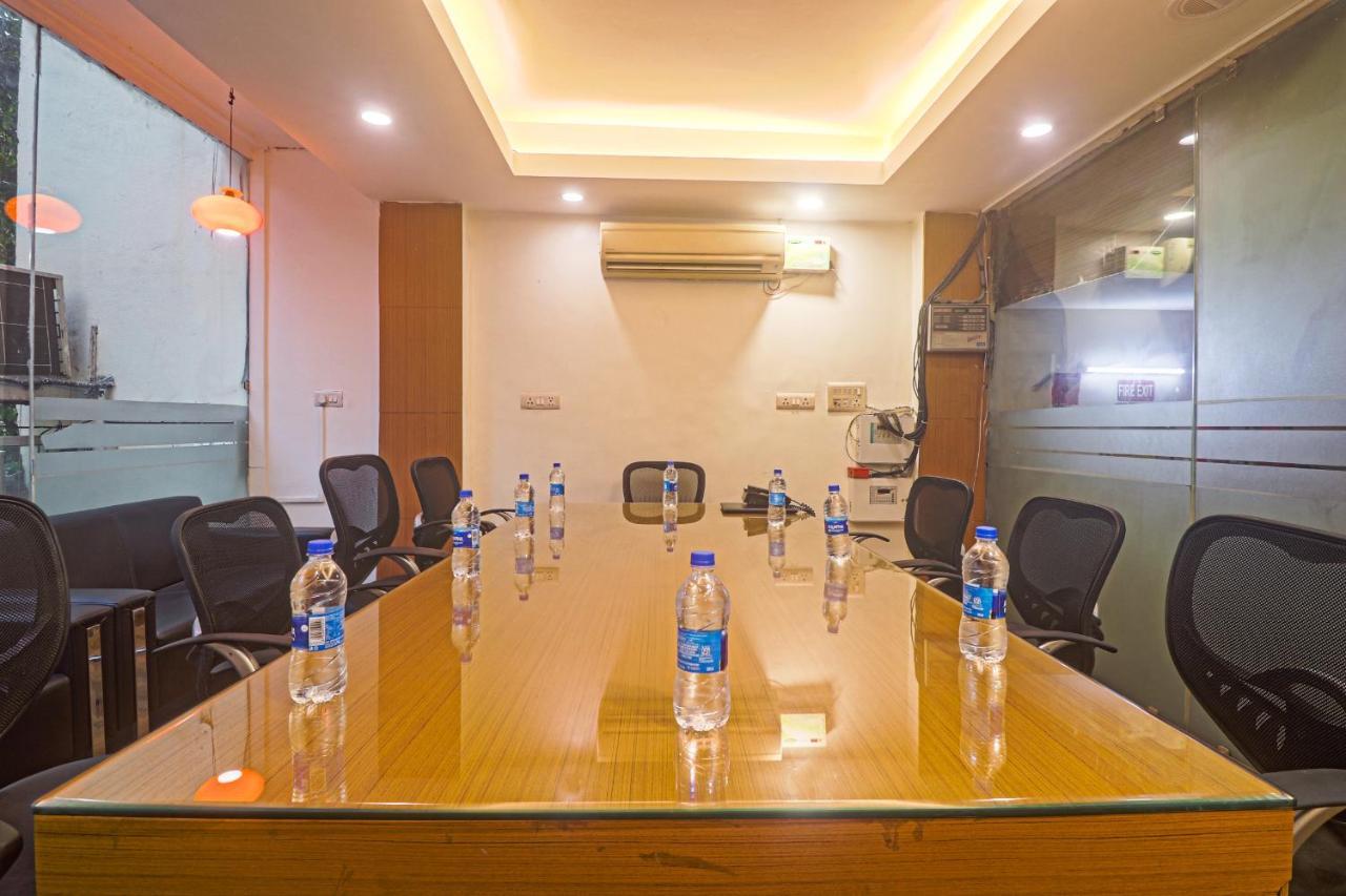 Hotel Sizzling Starr New Delhi Ngoại thất bức ảnh