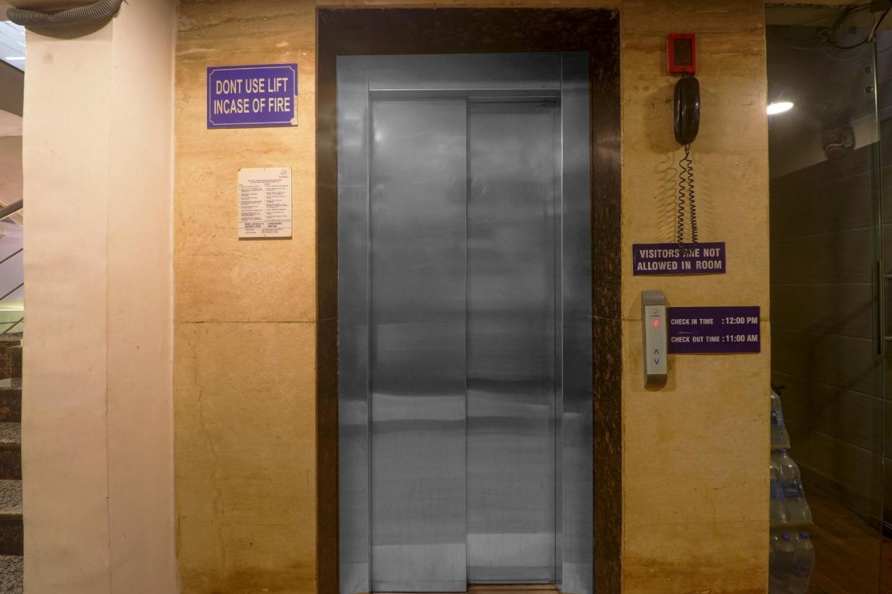 Hotel Sizzling Starr New Delhi Ngoại thất bức ảnh